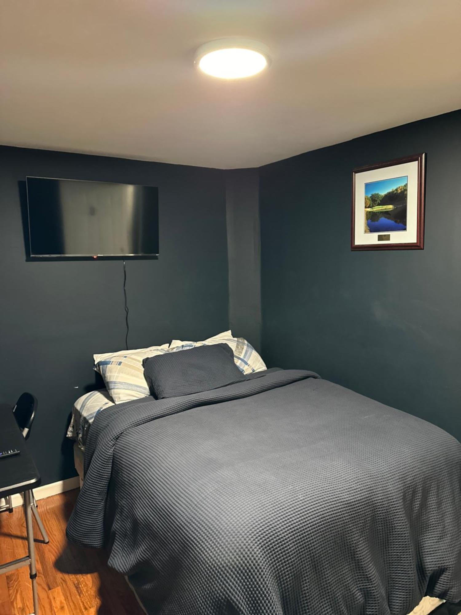 Fidelia Crystal Room, Queen Bed Minutes From Newark Liberty International Airport And Newark Penn Station Irvington Exterior photo